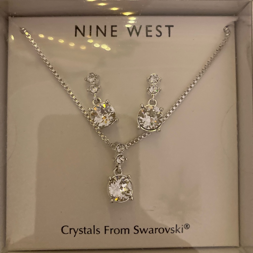 Nine West Swarovski Crystals Jewelry Set